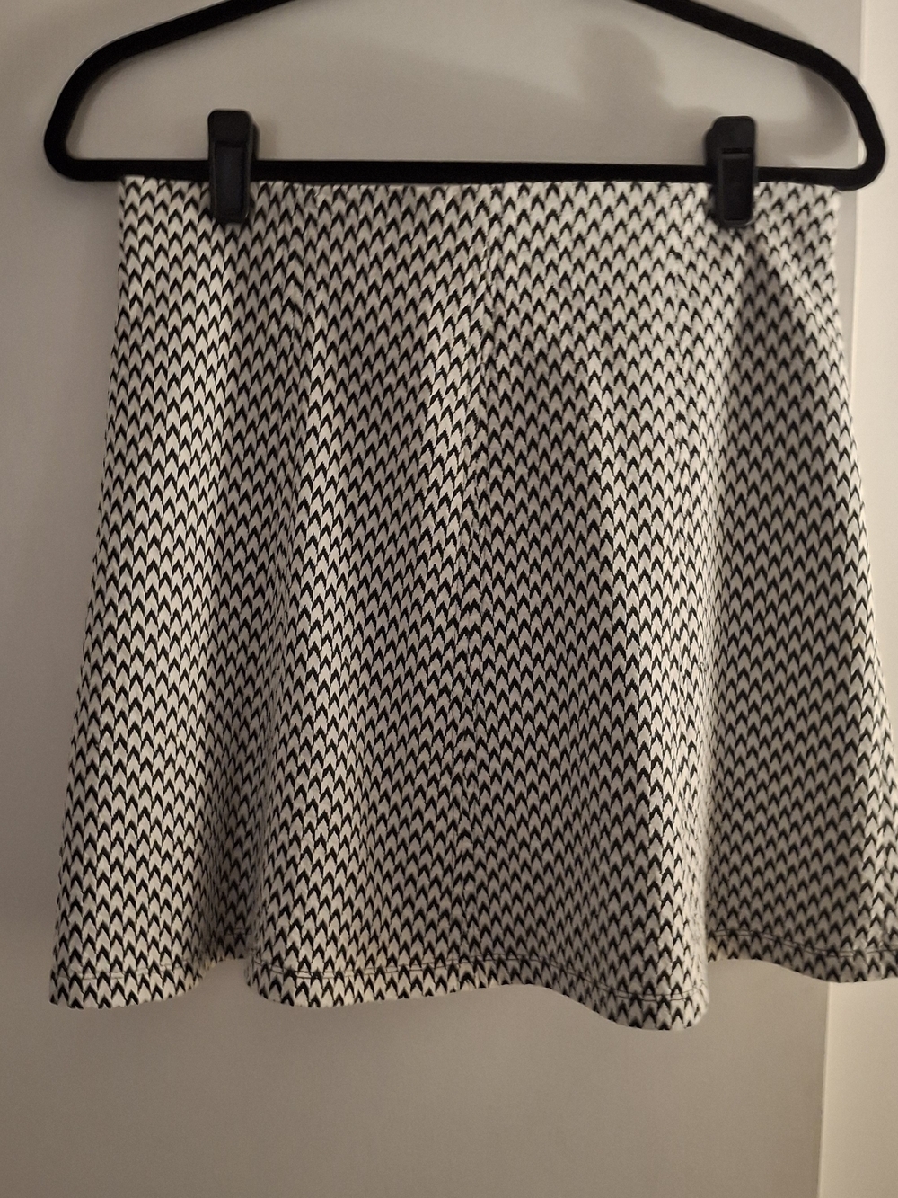 Ann Taylor Women's LOFT Black and White Circle Skirt